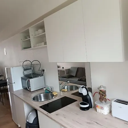 Jolie 아파트 Saint-Pourçain-sur-Sioule